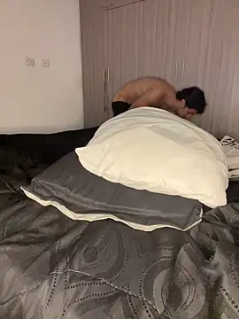 ErosDominant online show from April 11, 2026, 5:01 am