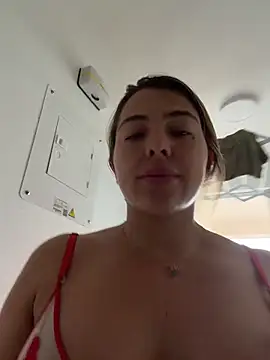Snapshot of camila_vanucci- chatting on December 20, 2025, 3:08 pm camila vanucci- online show from December 20, 2025, 3:08 pm