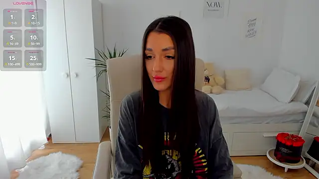 bubbledoll77 online show from March 19, 2026, 9:24 am