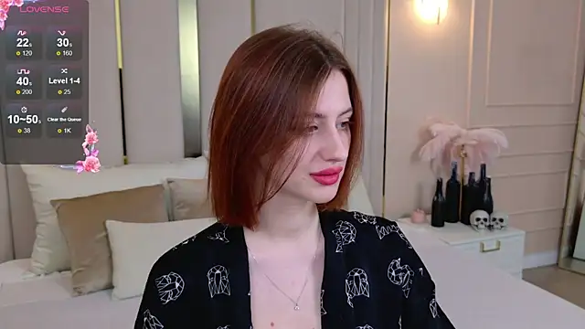 JessiJull online show from November 2, 2025, 5:04 pm