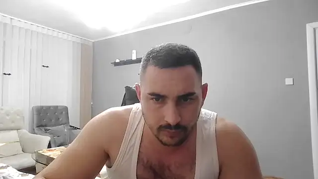 Snapshot of mastermute chatting on October 27, 2025, 5:06 pm mastermute online show from October 27, 2025, 5:06 pm