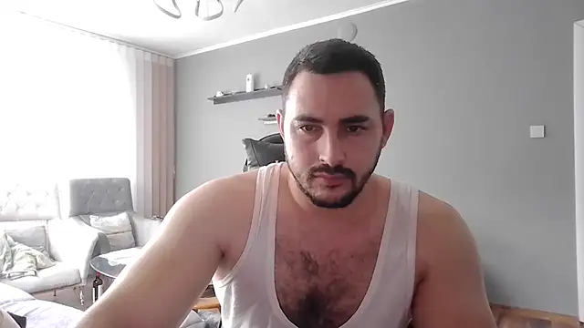 Snapshot of mastermute chatting on December 4, 2025, 8:34 am mastermute online show from December 4, 2025, 8:34 am