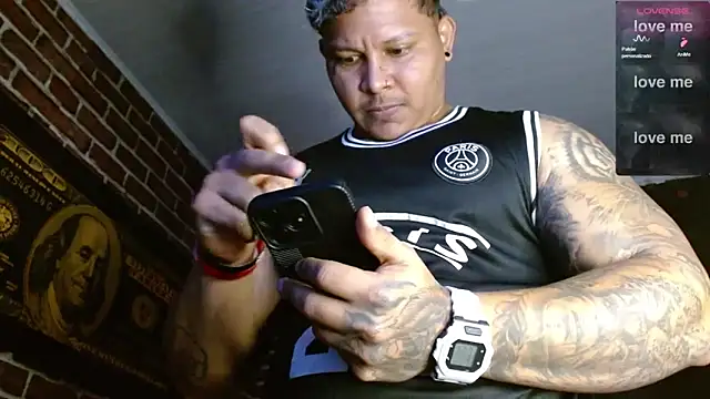 jordan bigcock  online show from February 5, 2026, 11:09 pm