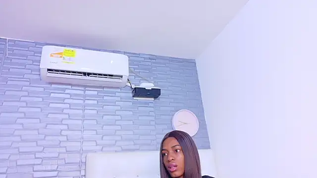 Hungry pussy18 online show from October 28, 2025, 1:47 pm