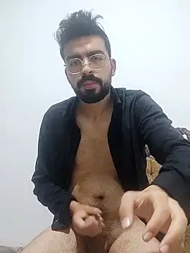 wakilosxh online show from April 24, 2026, 6:32 pm