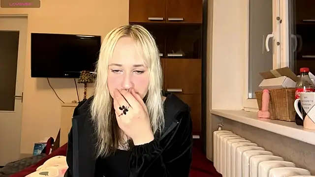 Ulemonala Cute online show from November 21, 2025, 6:39 pm