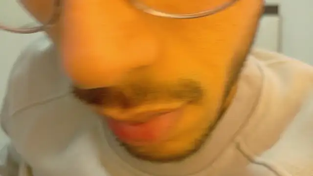 Snapshot of ALANVILLA_LOBO chatting on October 11, 2025, 7:23 pm ALANVILLA LOBO online show from October 11, 2025, 7:23 pm