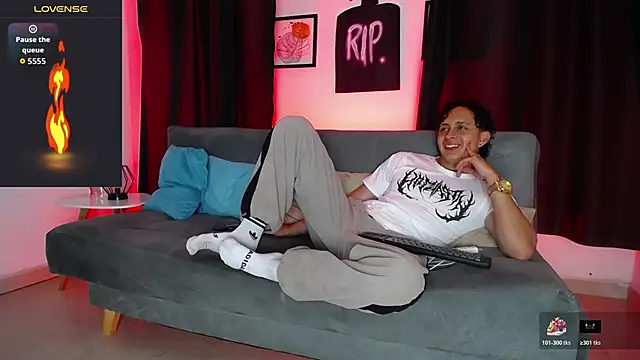 spike spigell online show from October 30, 2025, 4:47 am