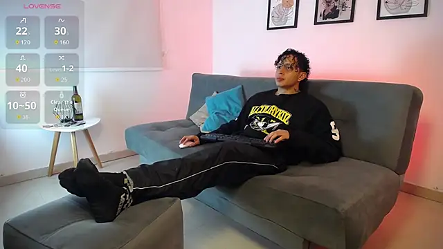 spike spigell online show from December 2, 2025, 3:45 am