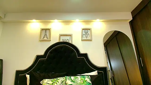 Snapshot of DenzelRios chatting on February 13, 2026, 8:38 pm DenzelRios online show from February 13, 2026, 8:38 pm