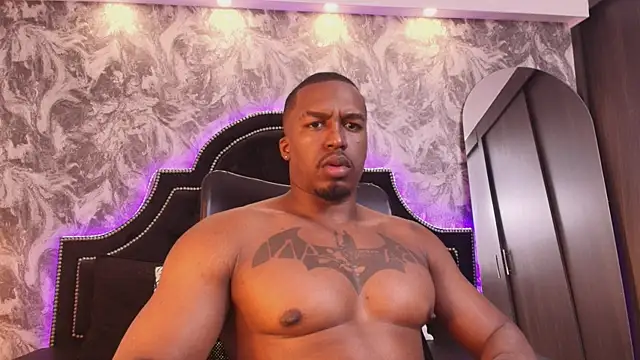 Snapshot of DenzelRios chatting on February 21, 2026, 9:05 pm DenzelRios online show from February 21, 2026, 9:05 pm