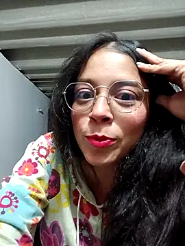 Snapshot of Eloisa_smith chatting on October 25, 2025, 5:26 am Eloisa smith online show from October 25, 2025, 5:26 am