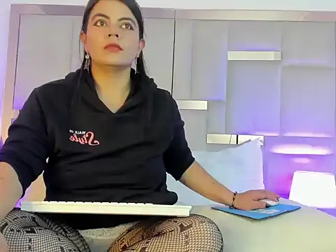 DayanaNaughty online show from October 24, 2025, 3:58 am