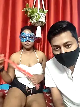 hornycouple654 online show from October 9, 2025, 6:50 pm