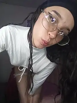 Brugmansia  online show from January 11, 2026, 8:25 pm