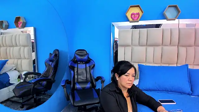 Snapshot of tania_reyes_ chatting on October 11, 2025, 3:28 am tania reyes online show from October 11, 2025, 3:28 am