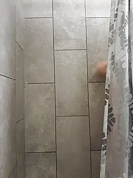 Snapshot of Cassaroll333 chatting on April 4, 2026, 8:28 pm Cassaroll333 online show from April 4, 2026, 8:28 pm