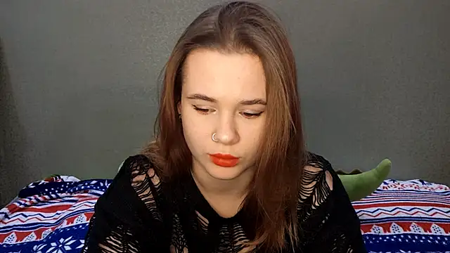 QuiveredFrown online show from October 15, 2025, 11:21 am