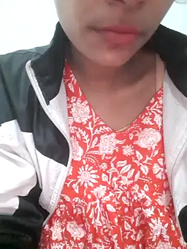 Snapshot of Mahi677 chatting on February 9, 2026, 4:05 am Mahi677 online show from February 9, 2026, 4:05 am