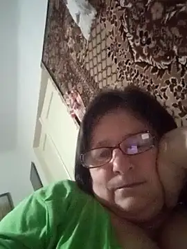 MilaCold5443 online show from February 17, 2026, 4:24 pm