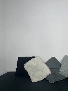 Crystal 555 online show from November 12, 2025, 5:30 am