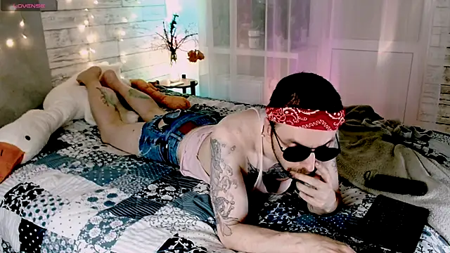 Markus Rivas online show from November 11, 2025, 1:49 am