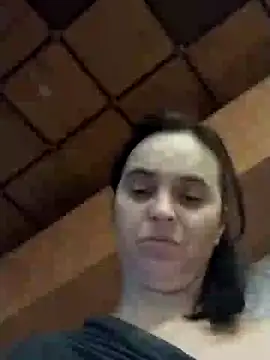 Snapshot of Ella-433 chatting on November 25, 2025, 12:32 am Ella-433 online show from November 25, 2025, 12:32 am