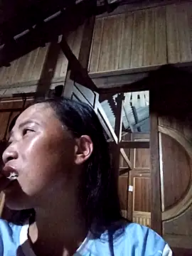 jerry-xx online show from April 8, 2026, 1:11 pm