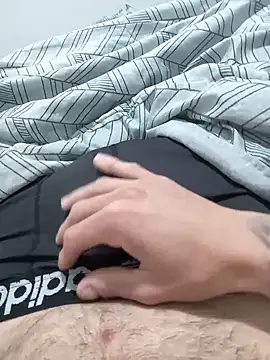 Snapshot of joeh2812 chatting on October 8, 2025, 3:37 am joeh2812 online show from October 8, 2025, 3:37 am