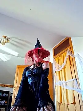 Snapshot of Nika_aa chatting on October 20, 2025, 2:06 pm Nika aa online show from October 20, 2025, 2:06 pm