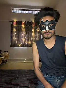 Lovebirdss online show from February 20, 2026, 8:16 am