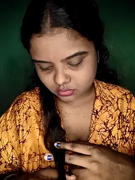 World Top Girl online show from October 13, 2025, 9:42 am