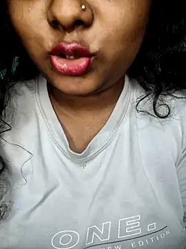 World Top Girl online show from October 31, 2025, 12:28 pm