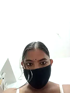 Hot radhaji online show from October 26, 2025, 9:37 am