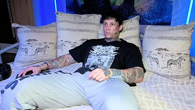 Snapshot of Anubisgods chatting on October 20, 2025, 4:24 am Anubisgods online show from October 20, 2025, 4:24 am