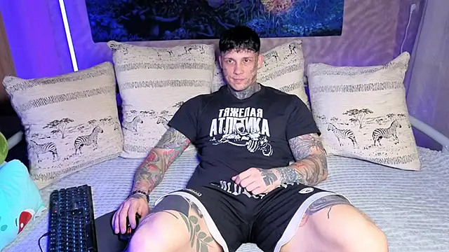 Snapshot of Anubisgods chatting on November 17, 2025, 5:46 am Anubisgods online show from November 17, 2025, 5:46 am