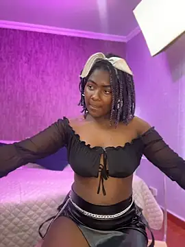 KarinaFlowers  online show from April 8, 2026, 9:53 am