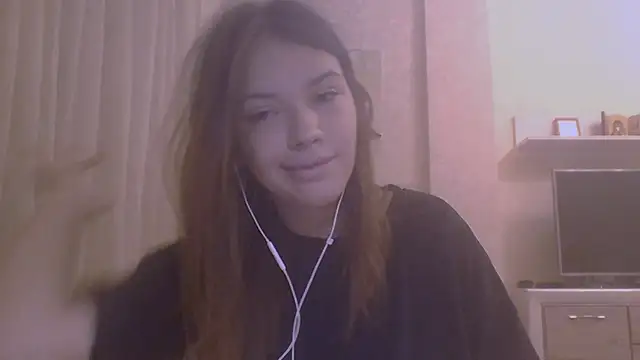 CeyaLier online show from October 13, 2025, 4:07 pm