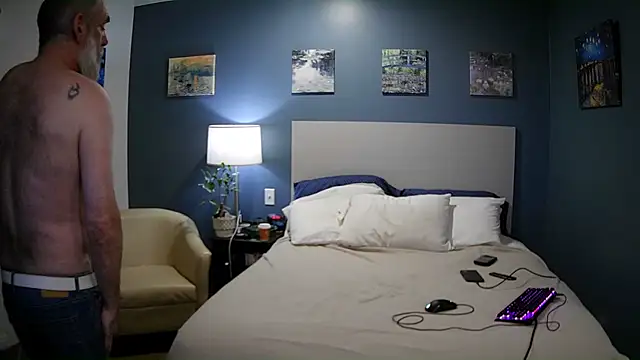 Snapshot of Fuck-Buddy-4U chatting on October 23, 2025, 10:58 am Fuck-Buddy-4U online show from October 23, 2025, 10:58 am