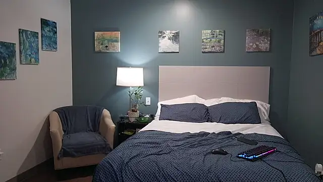 Snapshot of Fuck-Buddy-4U chatting on November 9, 2025, 12:09 am Fuck-Buddy-4U online show from November 9, 2025, 12:09 am