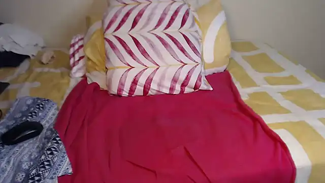 Tillah87 online show from November 8, 2025, 6:07 pm