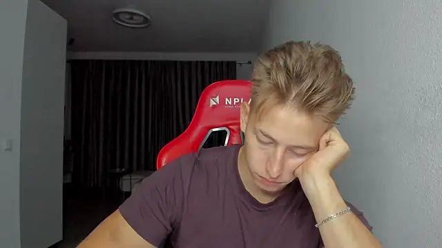 find0m master online show from November 24, 2025, 11:37 pm