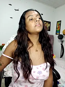 Snapshot of vannesitha25 chatting on January 7, 2026, 9:28 pm vannesitha25 online show from January 7, 2026, 9:28 pm