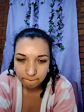 Miacollins12 online show from October 14, 2025, 6:47 am