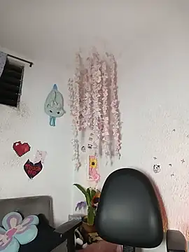 Snapshot of Emilycollei chatting on June 3, 2026, 2:58 am Emilycollei online show from June 3, 2026, 2:58 am