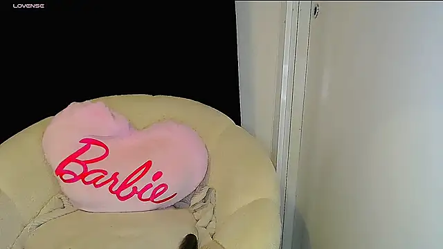 Snapshot of Horny_beautyyy chatting on February 20, 2026, 3:45 pm Horny beautyyy online show from February 20, 2026, 3:45 pm