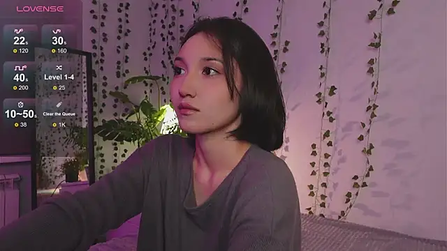 GentleMusee online show from November 12, 2025, 2:28 pm