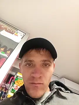 Snapshot of _Gabriela_5Live chatting on October 24, 2025, 5:09 pm  Gabriela 5Live online show from October 24, 2025, 5:09 pm