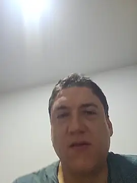 Fadinhaetomatao online show from November 30, 2025, 10:25 pm