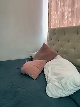 MeganHillss online show from February 15, 2026, 3:20 pm